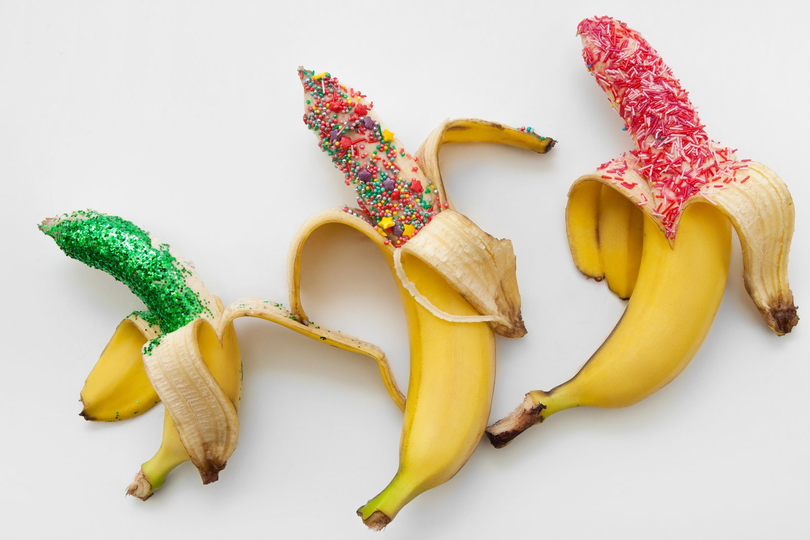 Banány jako symbol pro různé velikosti penisu